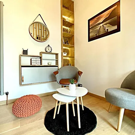 Apartment Superb In The Center Of *